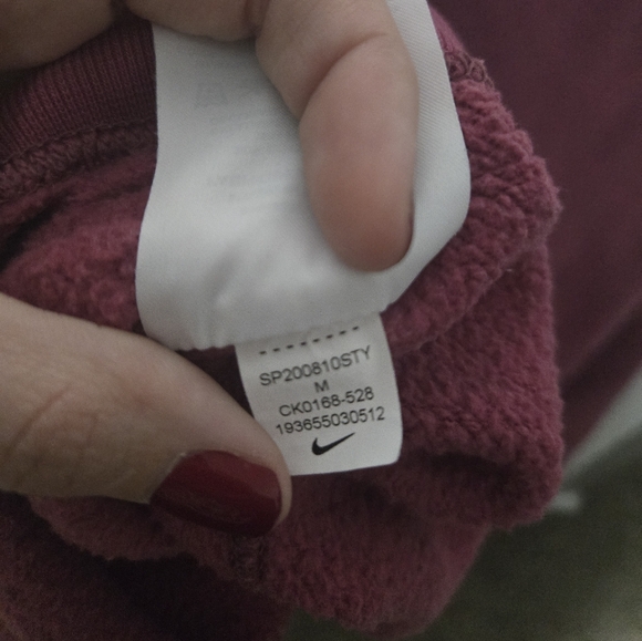 Nike Phoenix Women's Burgundy Cropped Sweatshirt, Size Medium - Picture 3 of 3